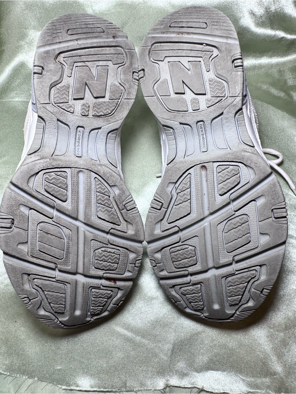 New Balance 609 White Leather Dad Shoes Cross Trainers Size 7 Women’s WX609CS2 - Picture 7 of 8